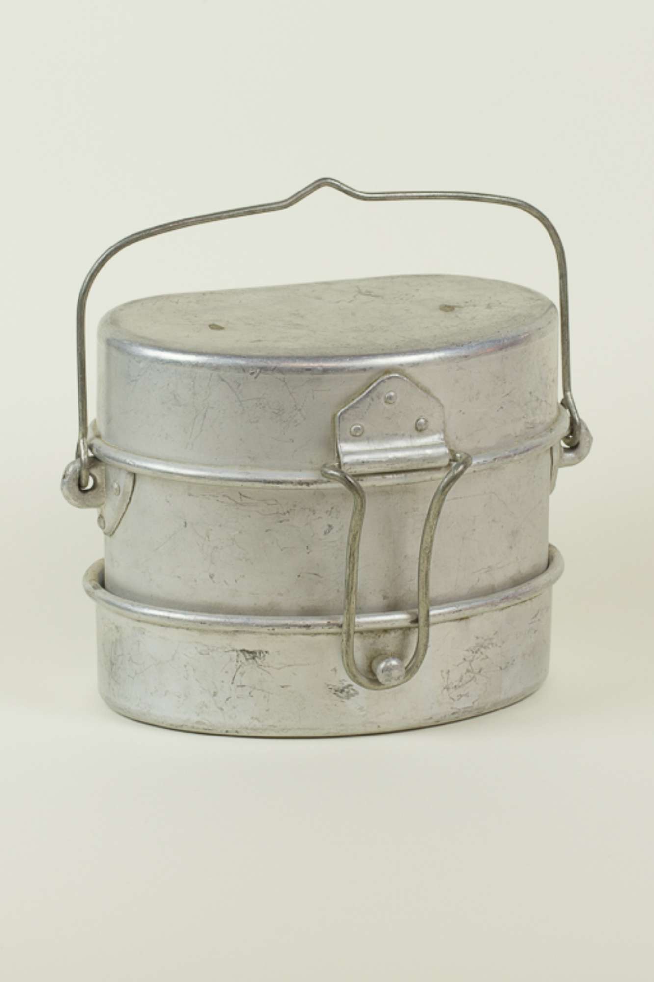 Gavetta completa di coperchio italiana